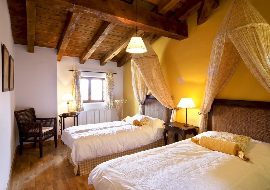 Gasthaus El Bulin De La Hiruela Zimmer foto